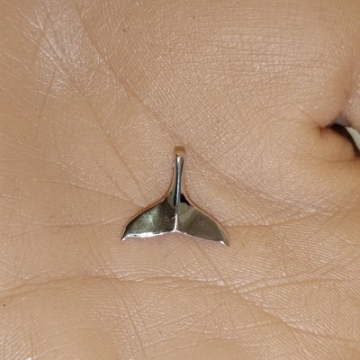 Ciondolo coda di Balena | Portafortuna personalizzabili