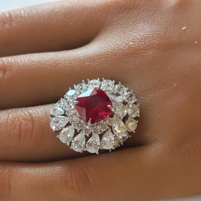 Anello Rosso | Gioielli classici ed eleganti