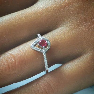 Anello goccia rubi | Gioiello d'Amore